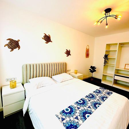 Amos Apartment-Ultracentral-Free Parking Cluj-Napoca Exteriör bild