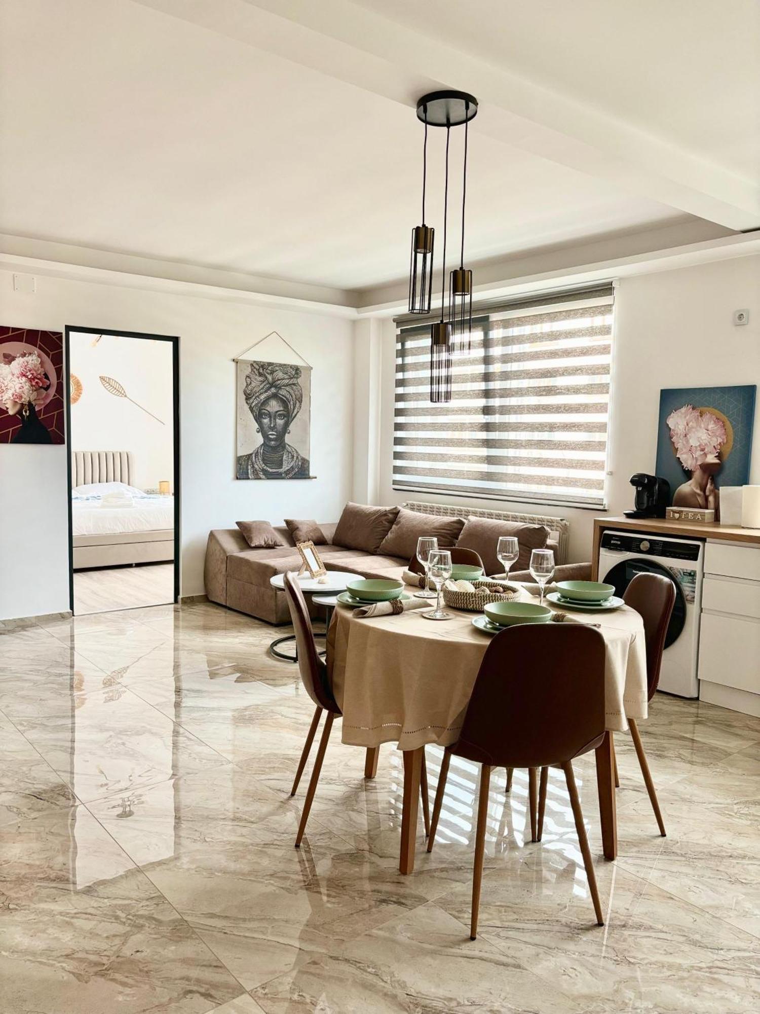 Amos Apartment-Ultracentral-Free Parking Cluj-Napoca Exteriör bild