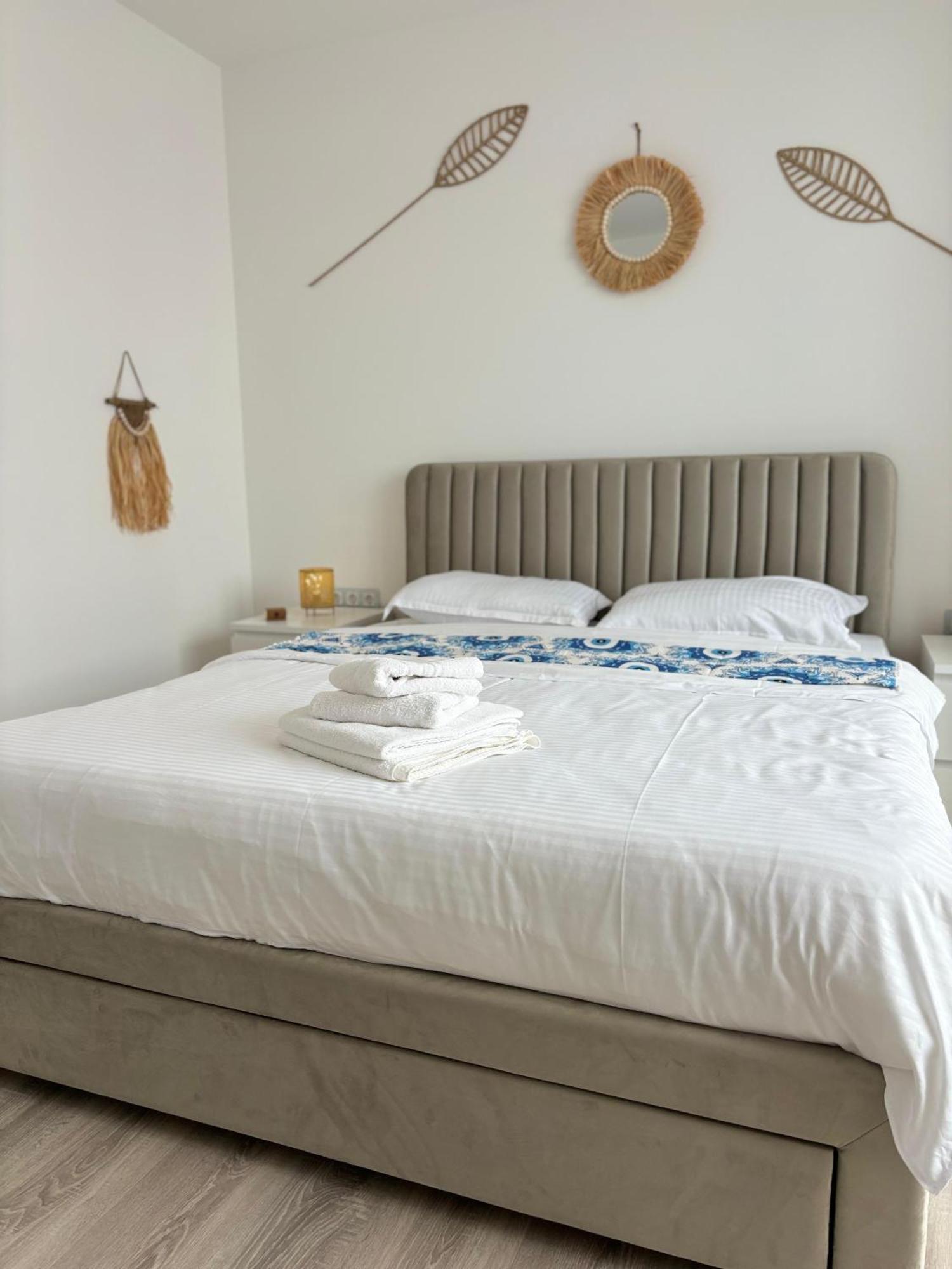 Amos Apartment-Ultracentral-Free Parking Cluj-Napoca Exteriör bild